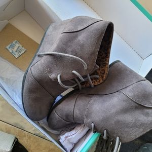 Women wedges